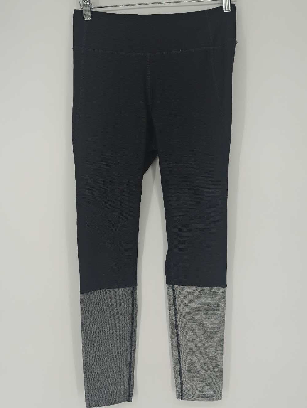 Outdoor Voices Leggings Size Medium